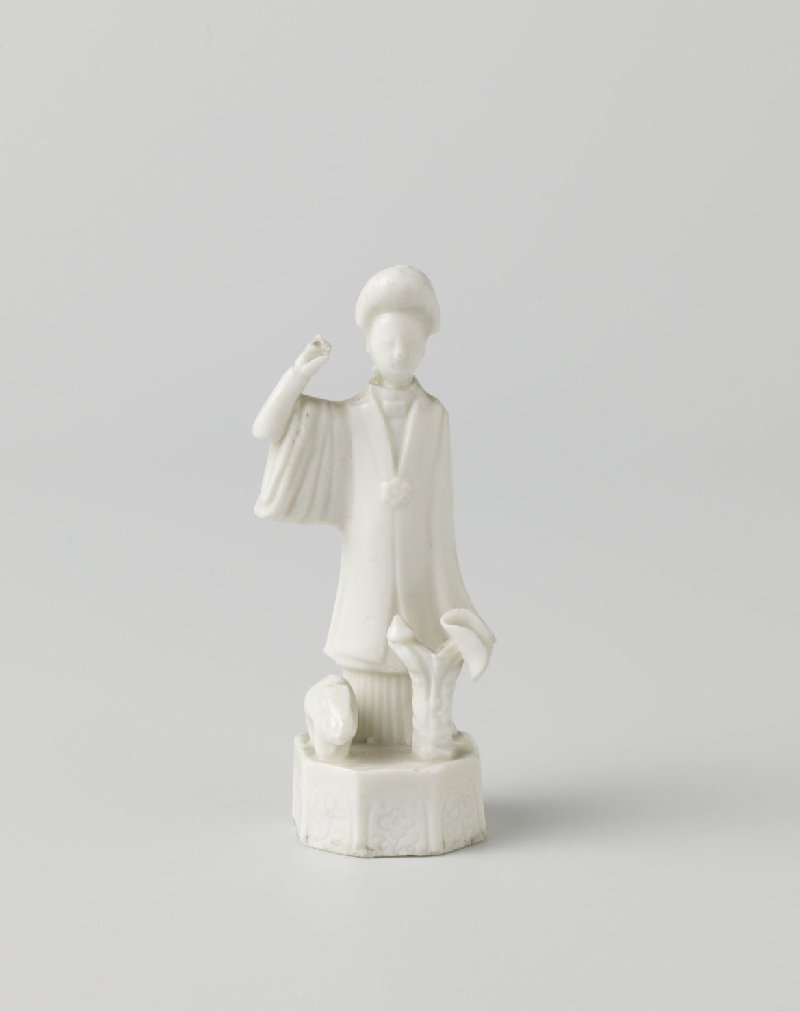 Figure of a woman with a rabbit and fungus, Blanc de Chine porcelain, c. 1700–1799 (Qing, 18th century), H. 12.4 cm, Rijksmuseum, AK-RBK-14788, Blanc de Chine